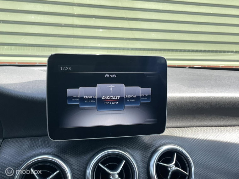 Vehicle Image 31