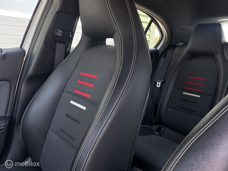 Vehicle Image 45