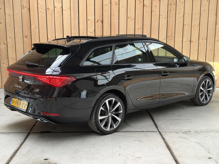 Vehicle Image 48
