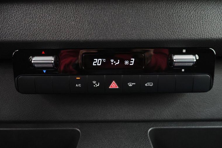 Vehicle Image 47