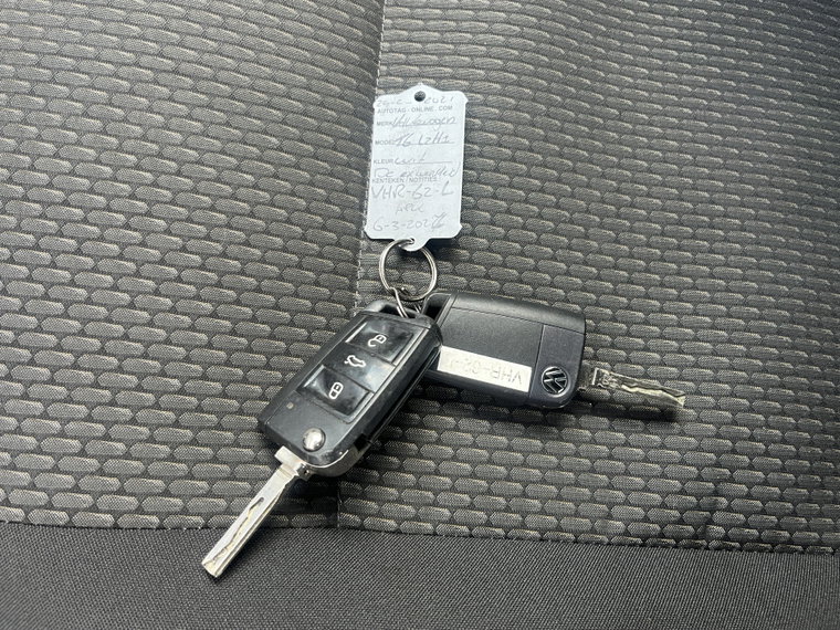 Vehicle Image 40