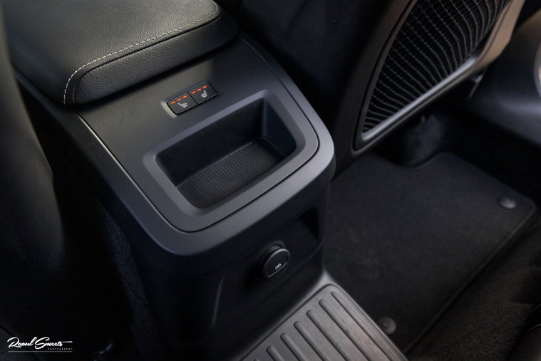 Vehicle Image 45