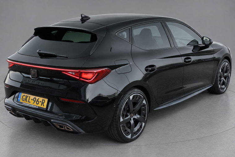 Vehicle Image 9