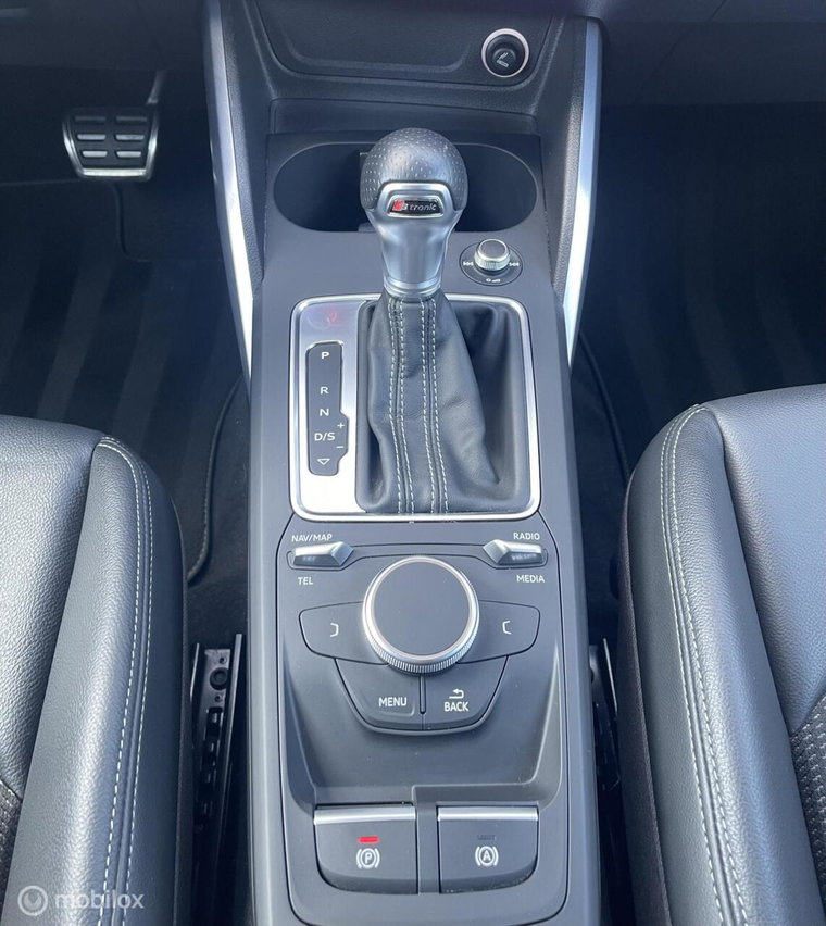 Vehicle Image 40