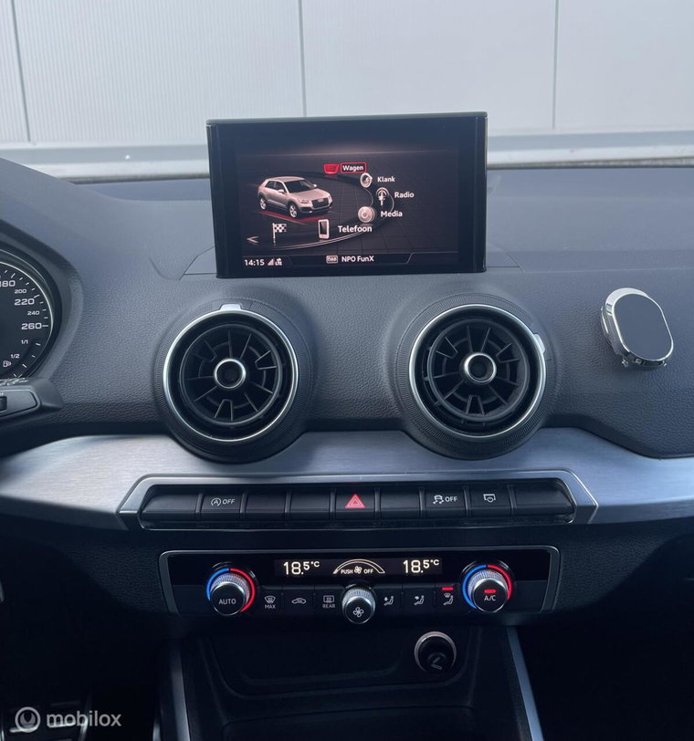 Vehicle Image 45