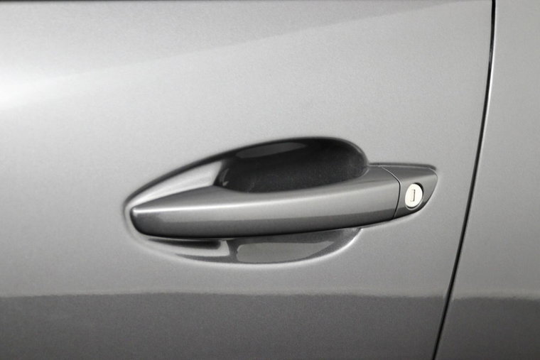 Vehicle Image 35