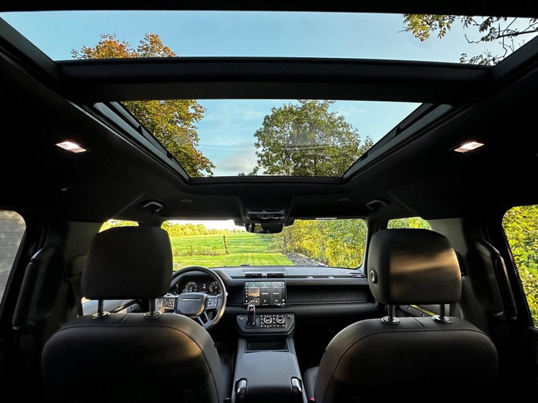 Vehicle Image 18