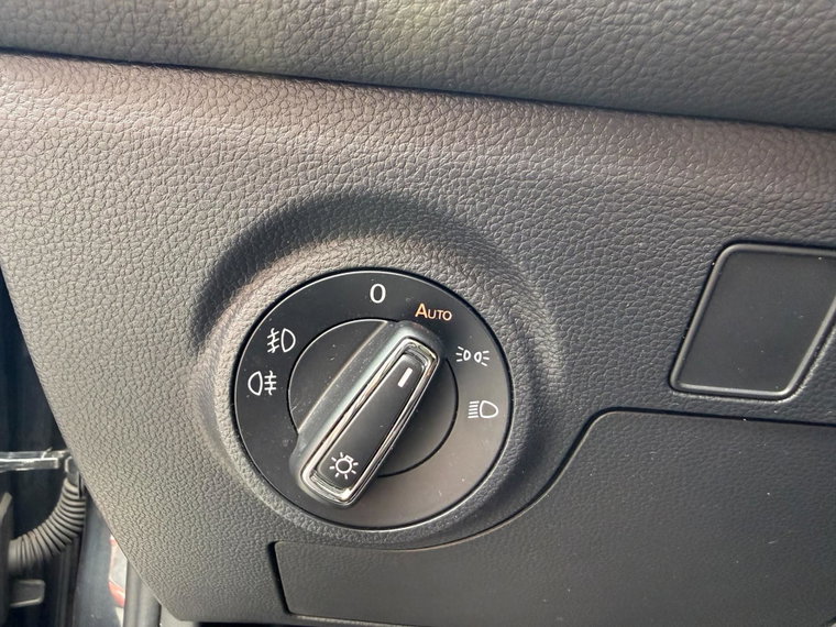 Vehicle Image 40