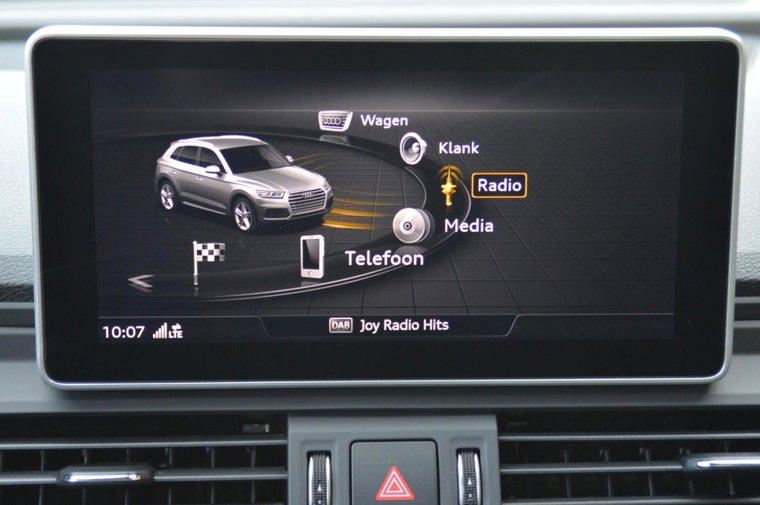 Vehicle Image 30