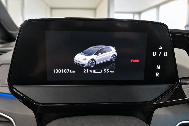 Vehicle Image 11