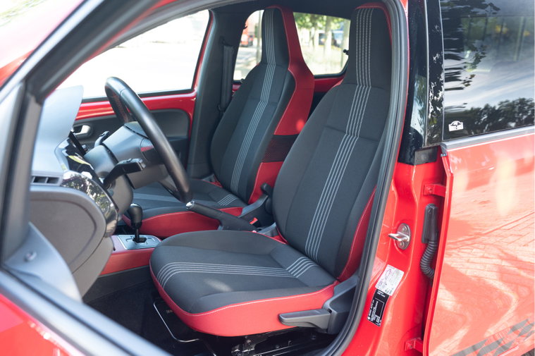 Vehicle Image 14