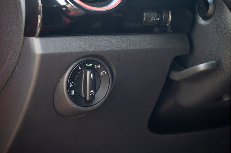 Vehicle Image 17