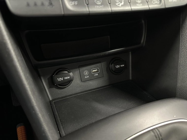 Vehicle Image 37