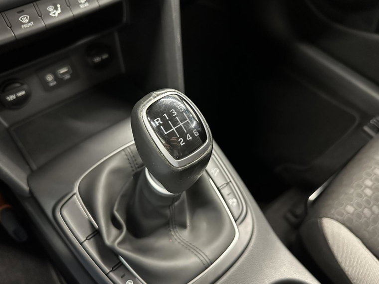 Vehicle Image 38