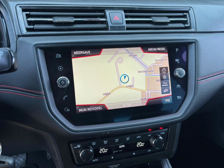 Vehicle Image 23
