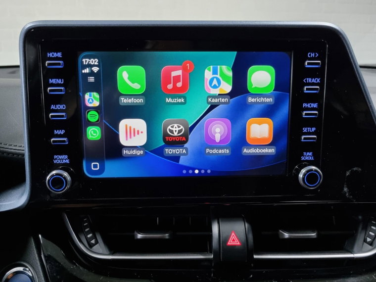 Vehicle Image 8