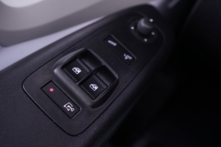 Vehicle Image 33