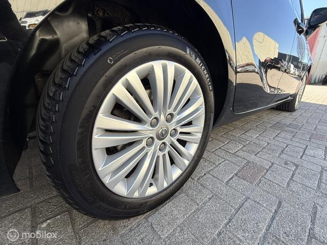 Vehicle Image 41