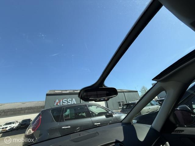 Vehicle Image 52