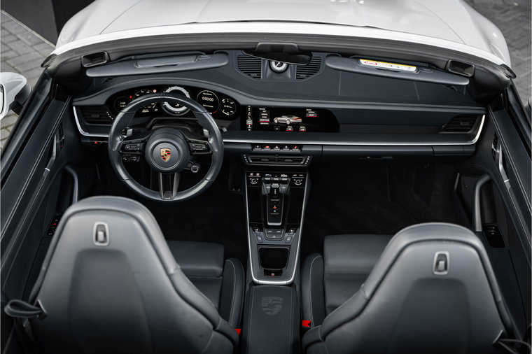 Vehicle Image 11