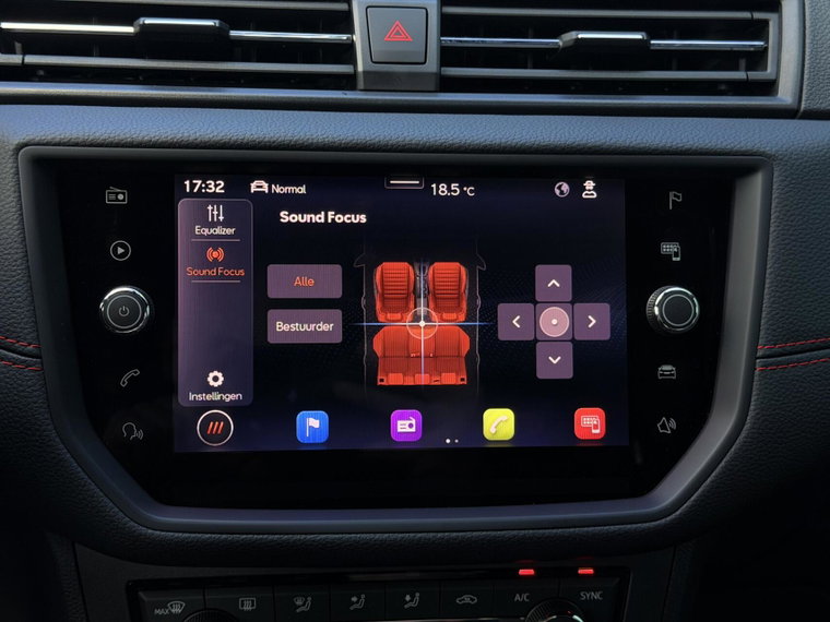 Vehicle Image 38