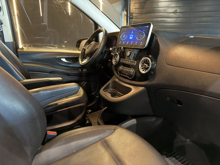 Vehicle Image 31