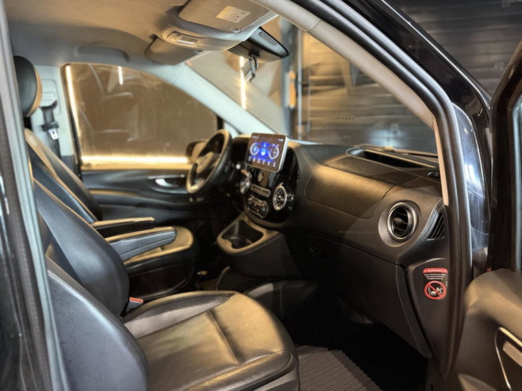 Vehicle Image 50