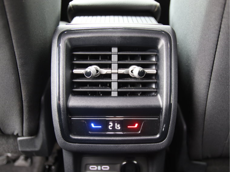 Vehicle Image 39