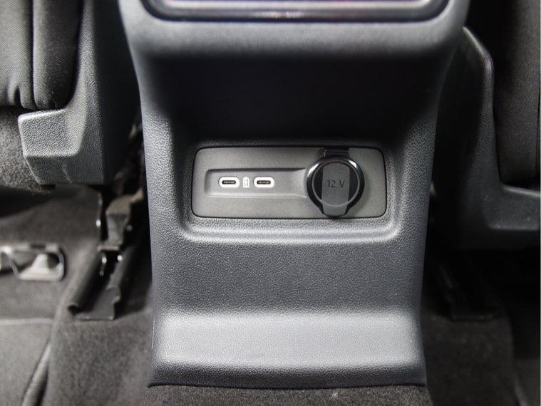 Vehicle Image 40