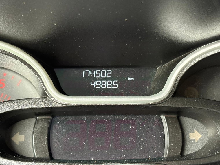 Vehicle Image 23