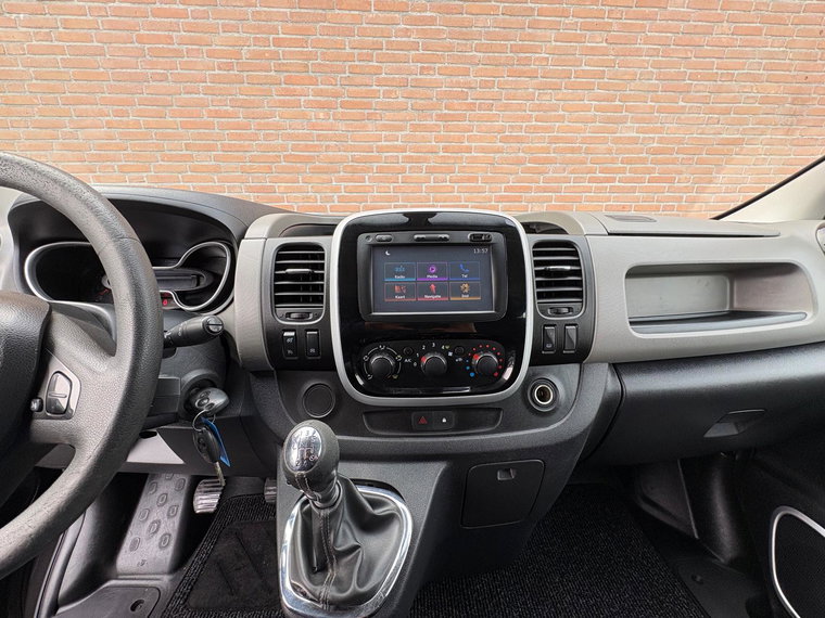 Vehicle Image 26