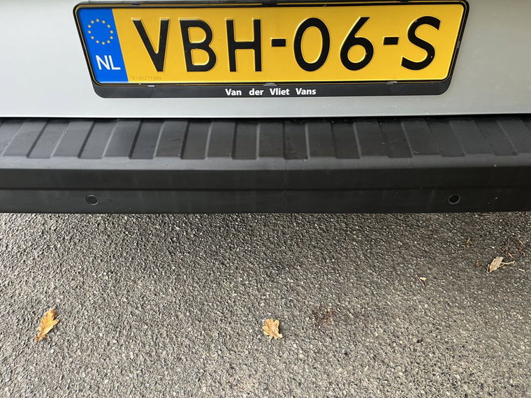 Vehicle Image 17