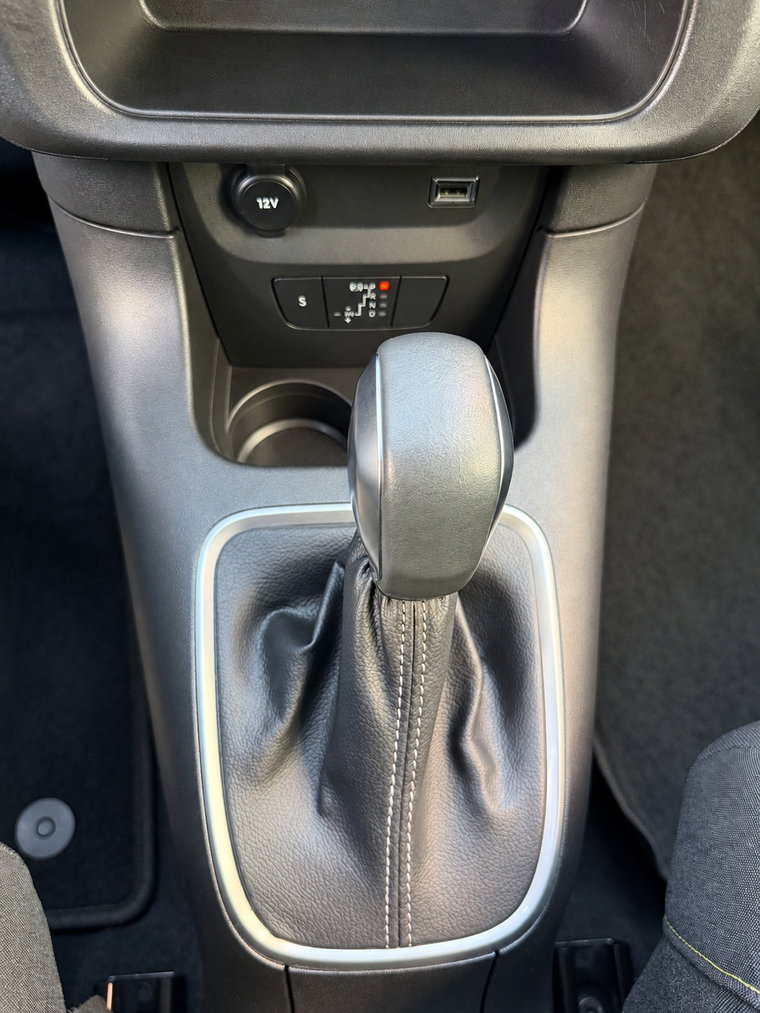 Vehicle Image 39