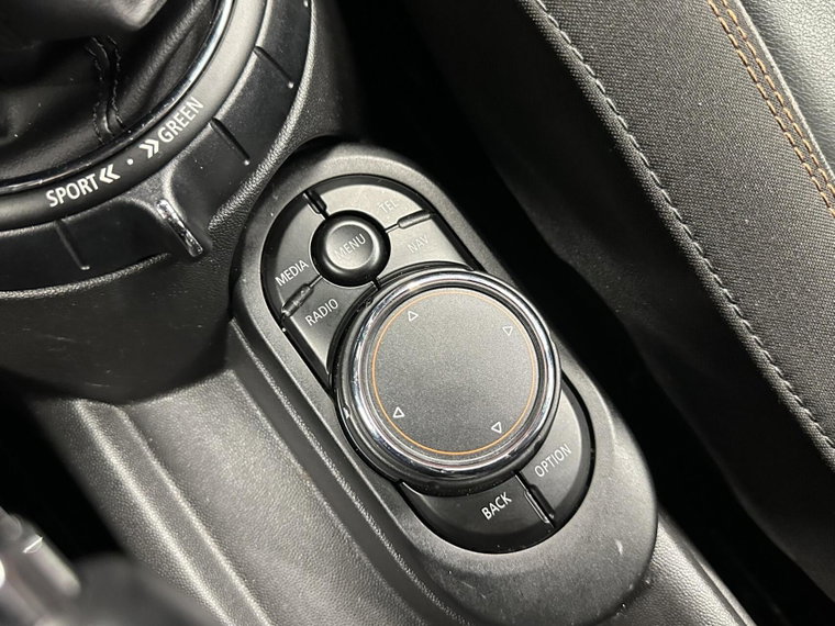 Vehicle Image 50