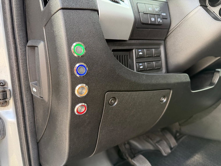 Vehicle Image 24