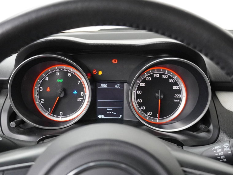 Vehicle Image 12