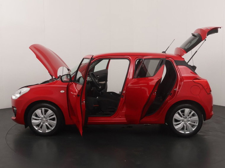 Vehicle Image 19