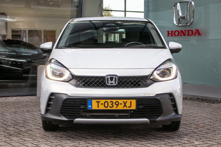 Vehicle Image 11
