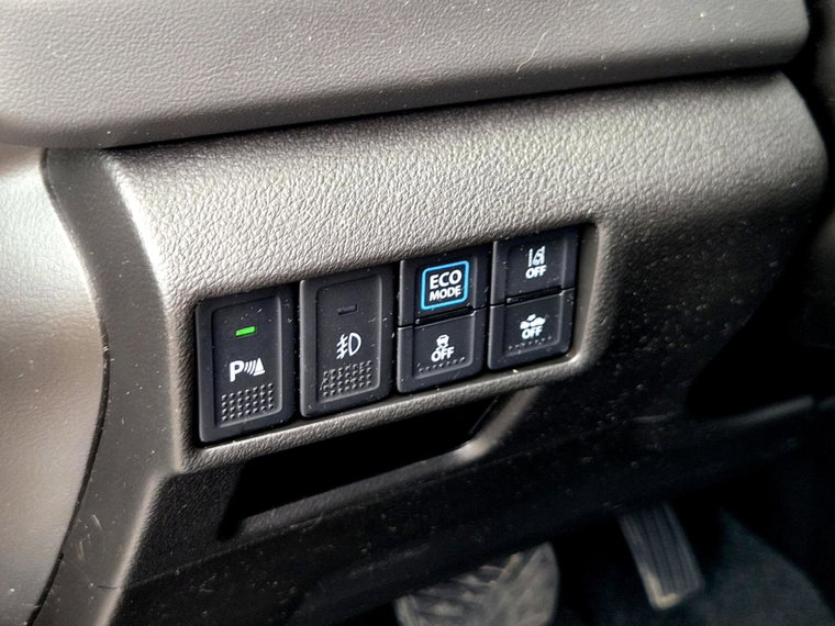 Vehicle Image 28