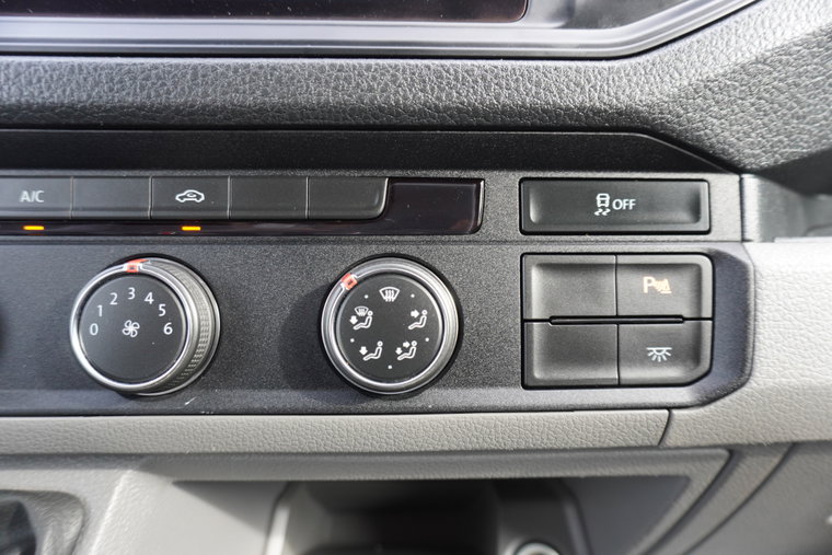 Vehicle Image 27