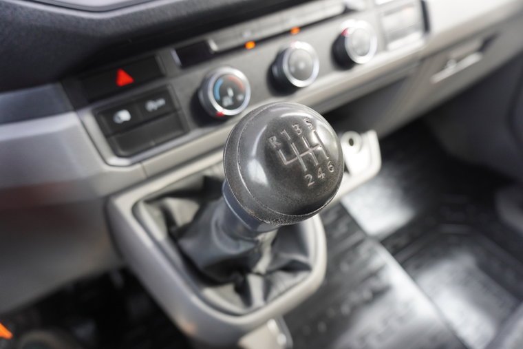 Vehicle Image 28