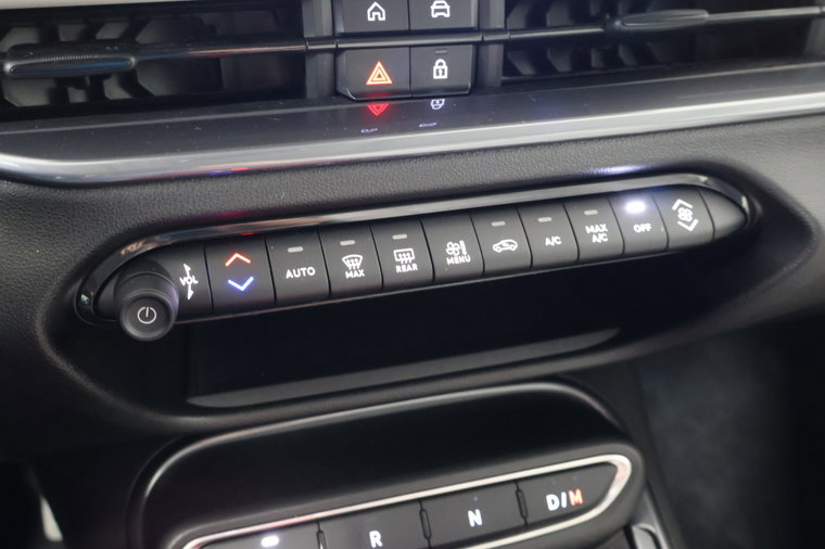 Vehicle Image 27