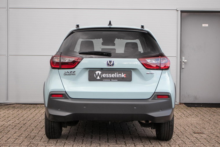 Vehicle Image 11