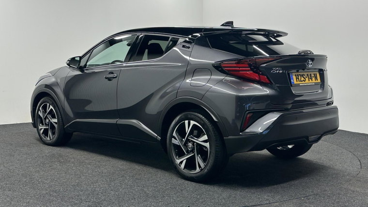 Vehicle Image 4