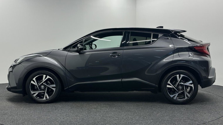 Vehicle Image 8