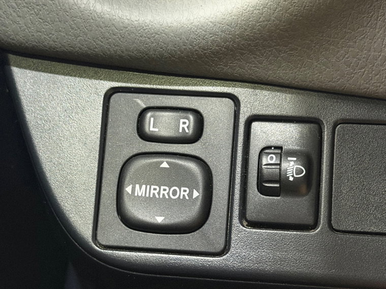 Vehicle Image 43