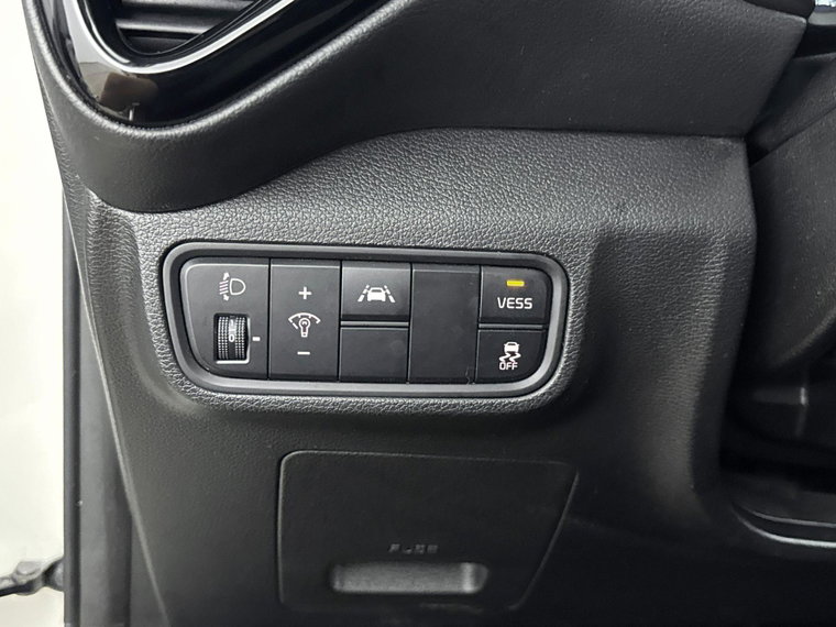 Vehicle Image 28