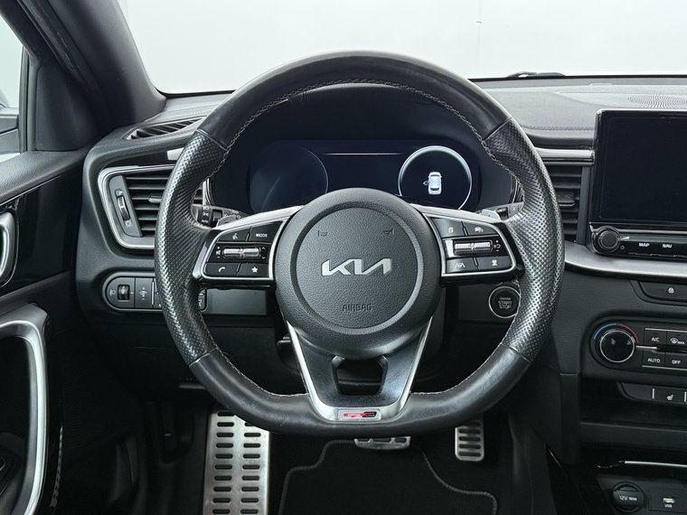 Vehicle Image 38