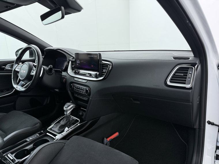 Vehicle Image 40
