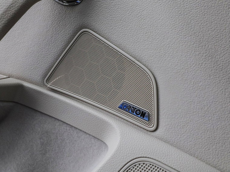 Vehicle Image 27